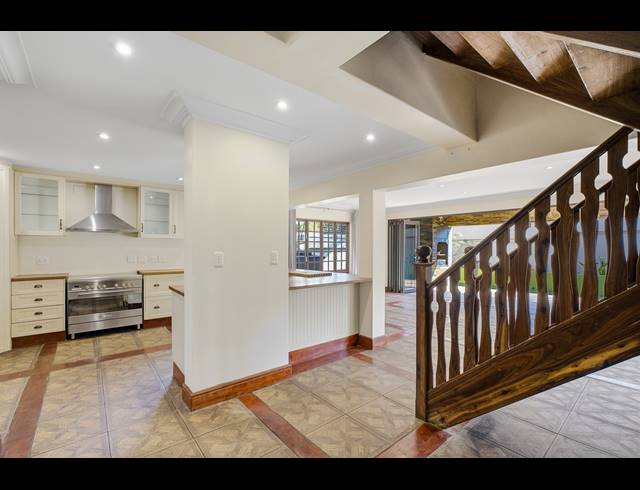 4 BEDROOM HOUSE FOR SALE IN DOUGLASDALE